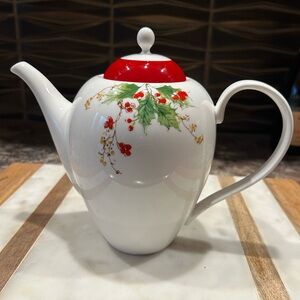 Lenox “Winter Song” hot beverage server.